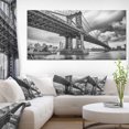 thumbnail image 1 of Pont de Manhattan en Ombre Grise, 1 of 3