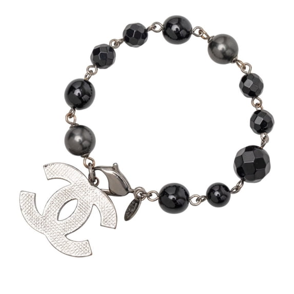 Pre-Owned Chanel Coco Mark Bracelet in Black with Faux Pearl Beads for Women