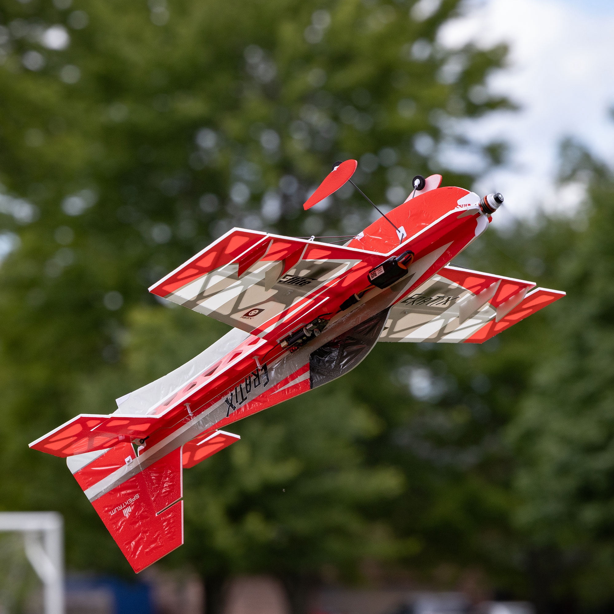 E-flite UMX Eratix 3D FF Flat Foamy 450mm BNF-Basic and SAFE EFLU02050 RC Aerobatic Airplanes