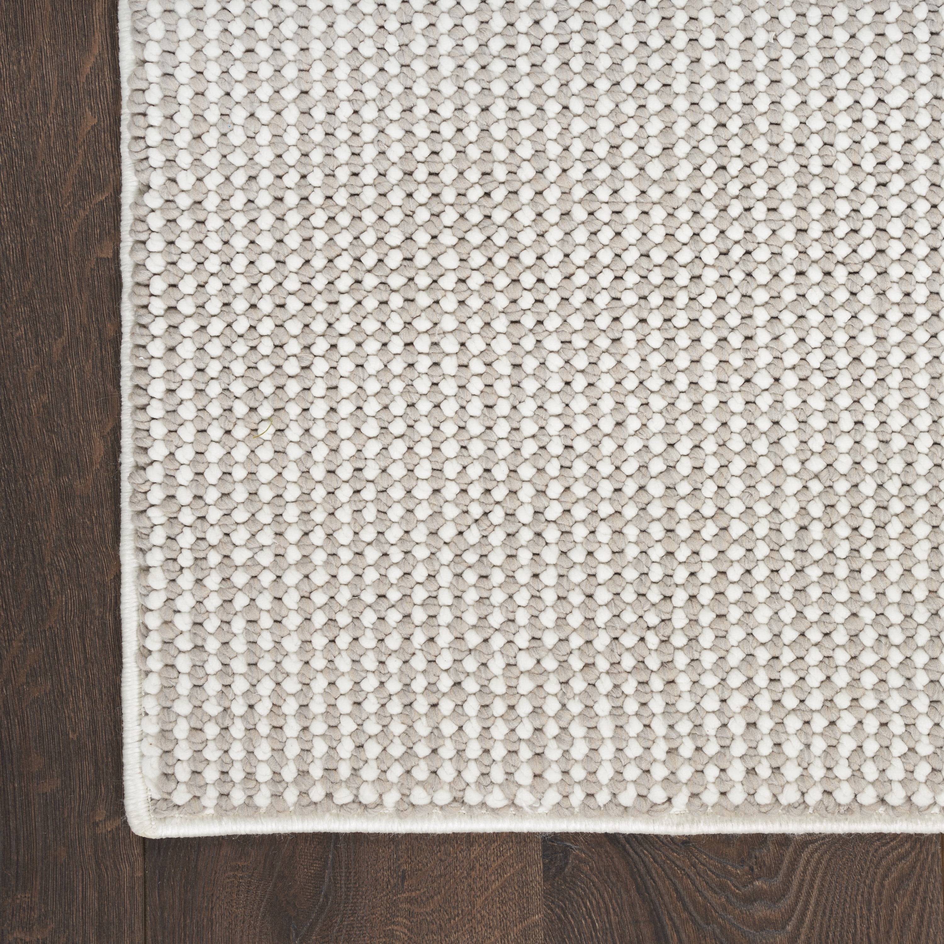 Nourison Natural Texture All-over design Ivory Mocha 2'3" x 7'6" Area Rug (2x8)