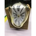 thumbnail image 1 of Reloj creativo con asiento para el hogar, reloj derretido, reloj decorativo de esquina para mesa, reloj digital romano, reloj de pared retro, reloj de tiempo y espacio, 1 of 4