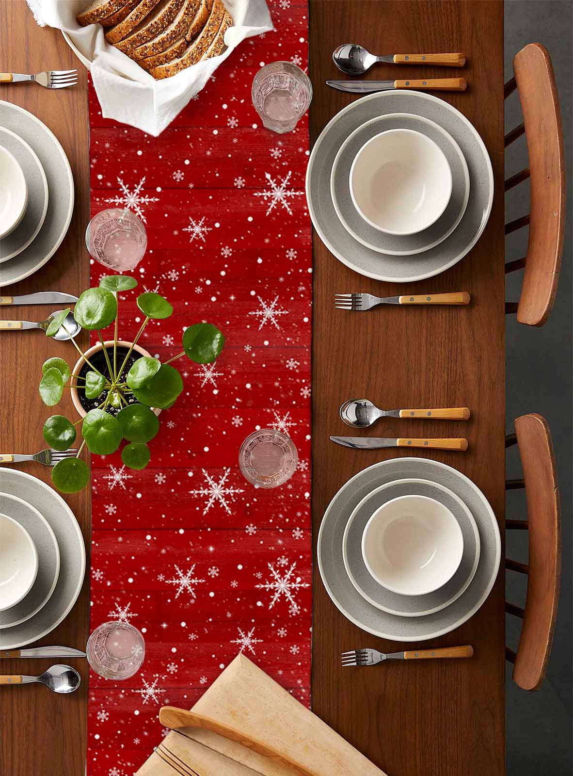 Ldtrchee Red Christmas Tree Table Runner 72 Inches, Vintage Balls Snowflake Xmas Tree Bed Runner Dresser Scarves Tabletop for Indoor Outdoor Parties/Ceremony/Banquet, 16" x 72"