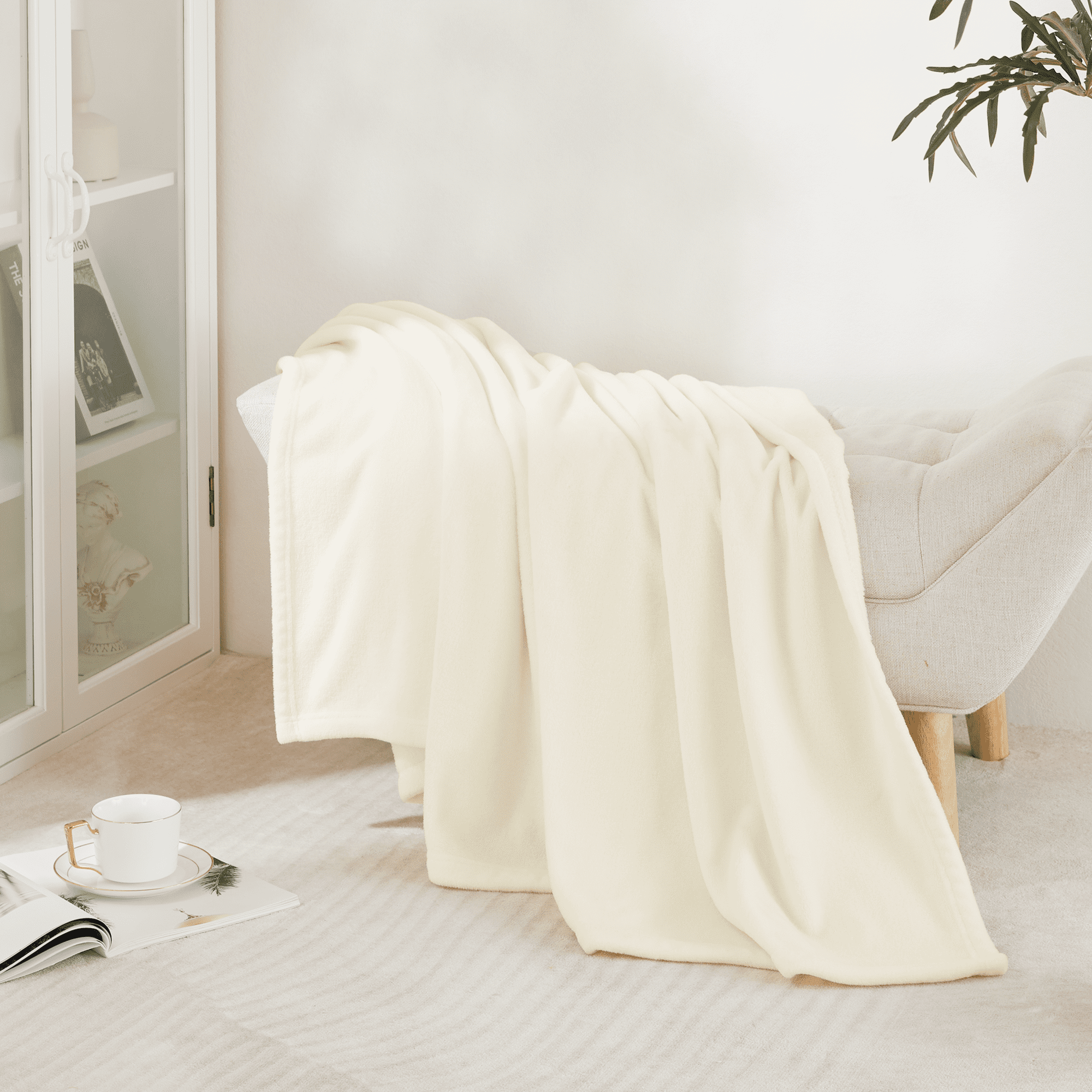 NICETOWN Flannel Bed Blanket Fleece King Size All Season Lightweight Plush Cozy Super Soft Luxury Couch Sofa Blanket for Bedroom/Gift, Beige, 70"x78"