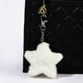 thumbnail image 2 of Llavero de peluche con forma de estrella de cinco puntas para otoño e invierno, pequeño regalo, bola de pelo de conejo de imitación, estrella, bolso de mujer, pequeño colgante, 2 of 6