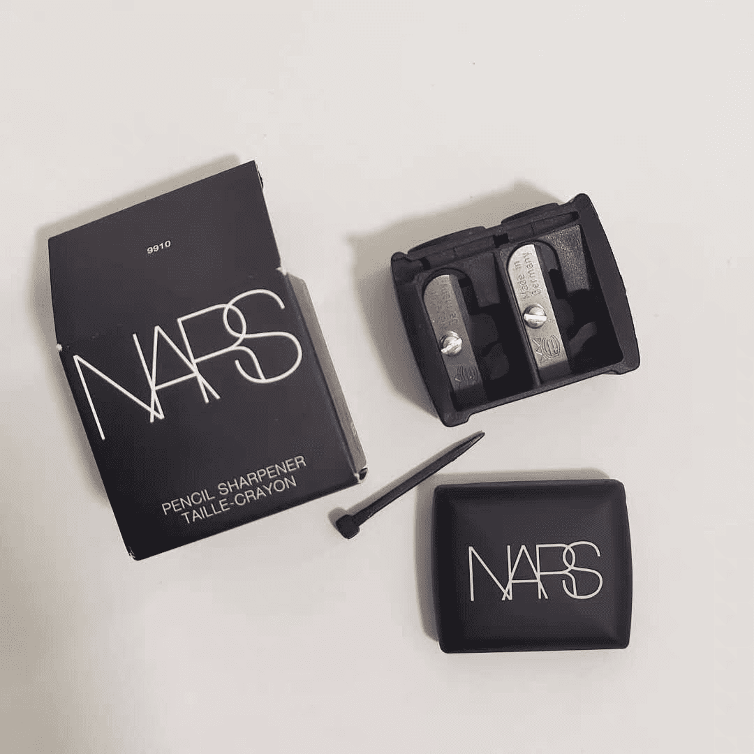 Nars Pencil Sharpener Dual-Hole Black - for Lip & Eye Pencils