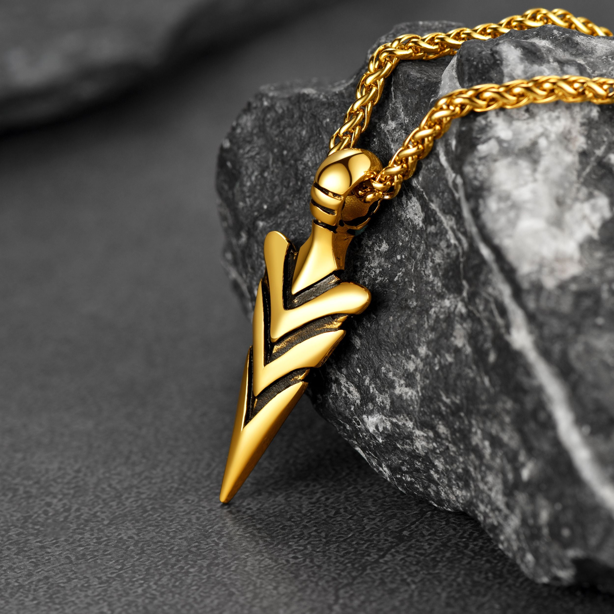 U7 Men's Arrowhead Pendant 22-Inch Adjustable Chain