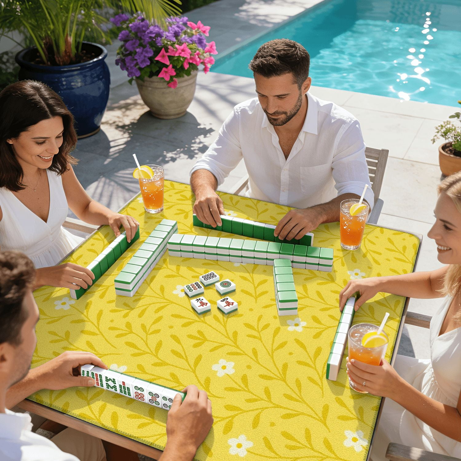 Mahjong Mat 31.5" x 31.5" Yellow Floral White Daisies Green Leaves Non-Slip Noise Reduction American Mahjong Tiles Table Cover for Dominoes Poker Card Board Games Gift