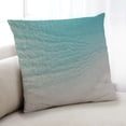 thumbnail image 1 of Ahgly Company Color Focus Blue Coussin Décoratif d'Intérieur, 18 Po X 18 Po, 1 of 6