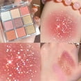 thumbnail image 3 of Paleta de sombras de ojos con purpurina, resistente al agua y de larga duración., 3 of 5