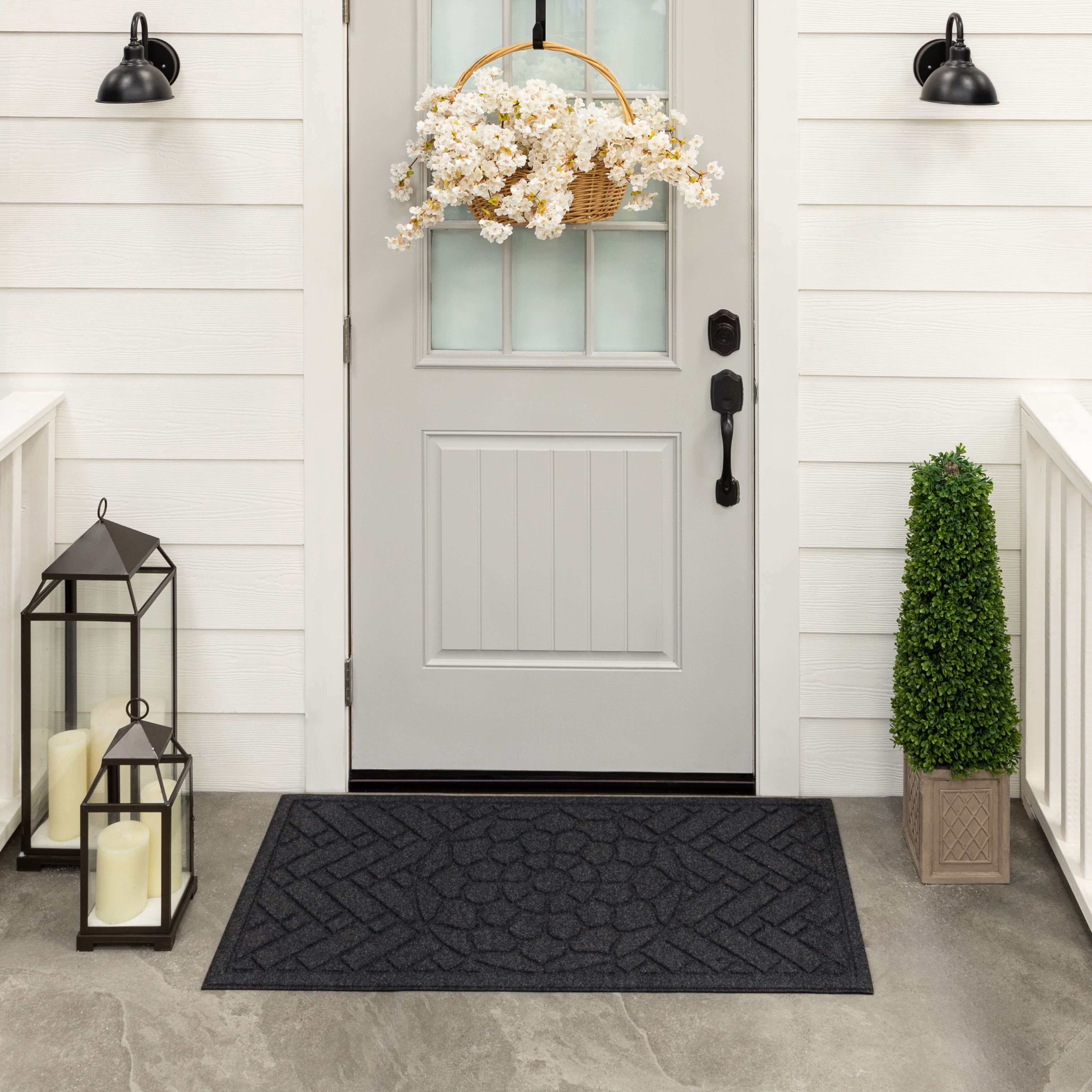 Mohawk Home Entry Recycled Rubber Non-Slip Indoor Outdoor Stoney Medallion Onyx Oversize Doormat, 2' X 4'