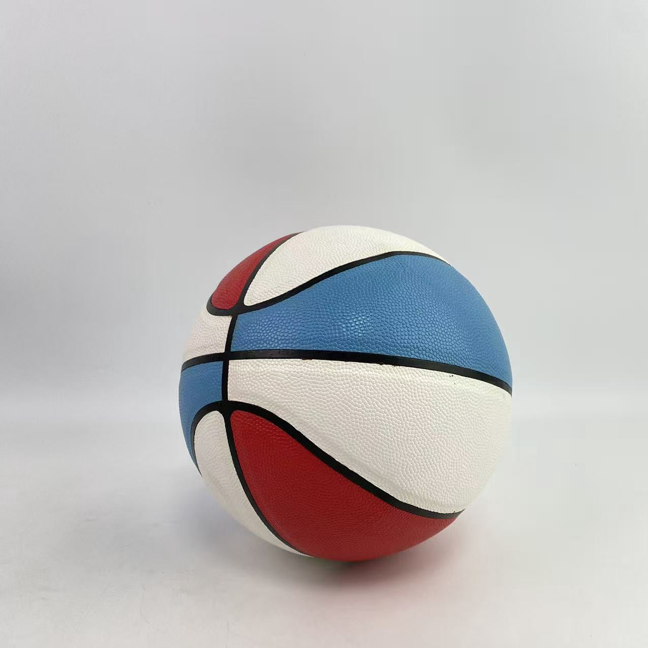 MBDFEDTN Basketballs,Basketballs Bulk Official Size 7 Rubber Basketballs 29.5 Rubber Inflatable Basketballs Basketballs Bulk Standard Basketball for Training Play(Blue, White)