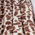 thumbnail image 4 of Somerset Home 50x60-Inch Machine-Washable Fleece Blanket (Giraffe), 4 of 6