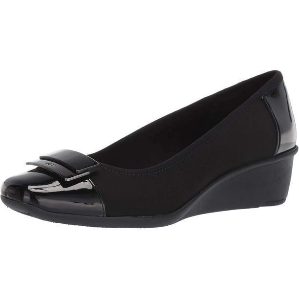 Anne klein women's corner wedge sale pump