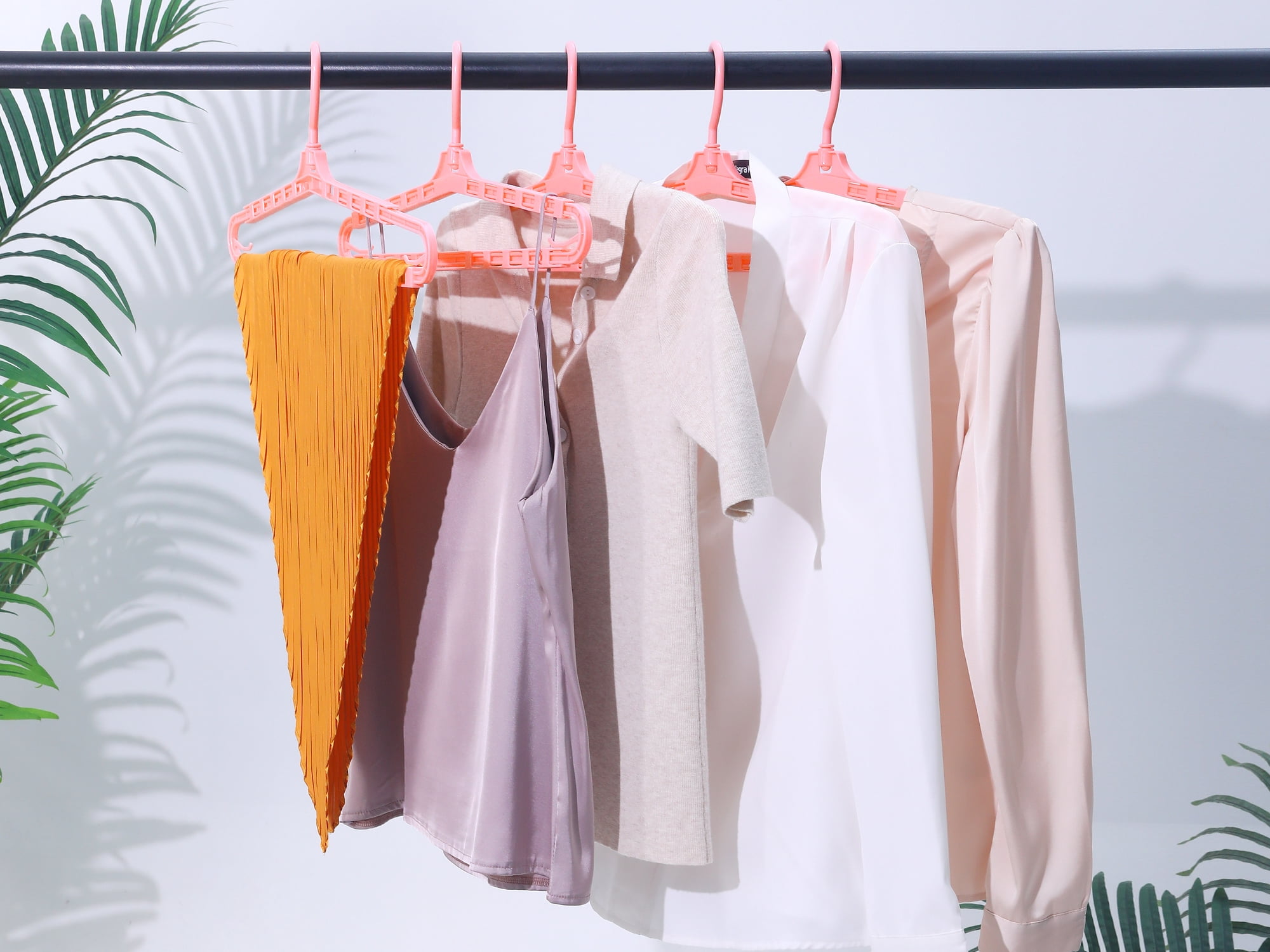 REGALWOVEN 10 Pack Extra Large Hangers, Adjustable Shoulder Clothes Hangers, Sturdy Plastic Hangers for Sweaters and Oversized Garments Pink