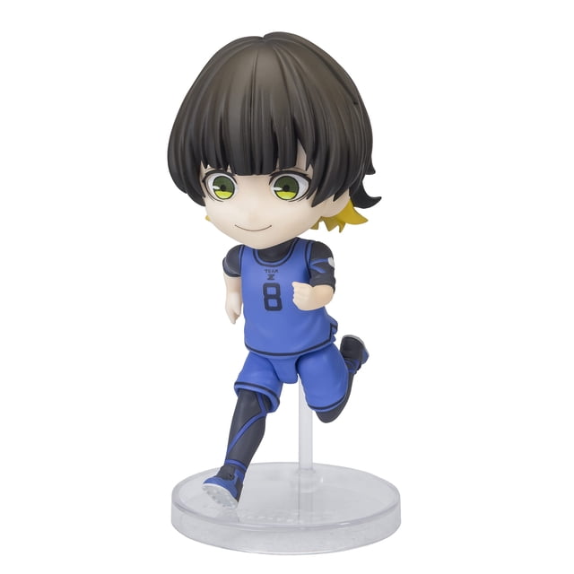 figura de acción tamashii nations blue lock meguru bachira Figuarts Mini en vista frontal con pose de carrera; cuerpo compacto y cabeza grande, uniforme azul con número 8, protecciones negras con detalles azules en la pierna, cabello castaño oscuro con mechones amarillos en la nuca, ojos verdes grandes y base circular transparente incluida; suele usarse para exhibir en estanterías de colección.
