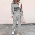 thumbnail image 2 of Pisexur Ensembles 2 Pcs pour Femmes Automne Tendance Imprimé Cœur Chandails en Molleton Col Rond Pantalons Jogger Survêtements Femmes Tenues 2 Pcs Décontractées Surdimensionnées pour Entraînement Voyage Vacances, 2 of 4