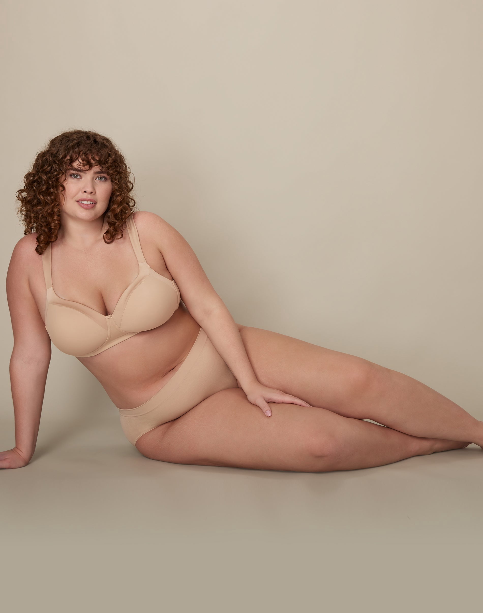 Women's Playtex US4824 Shape Lined Balconette Wirefree Bra (Taupe 42D)