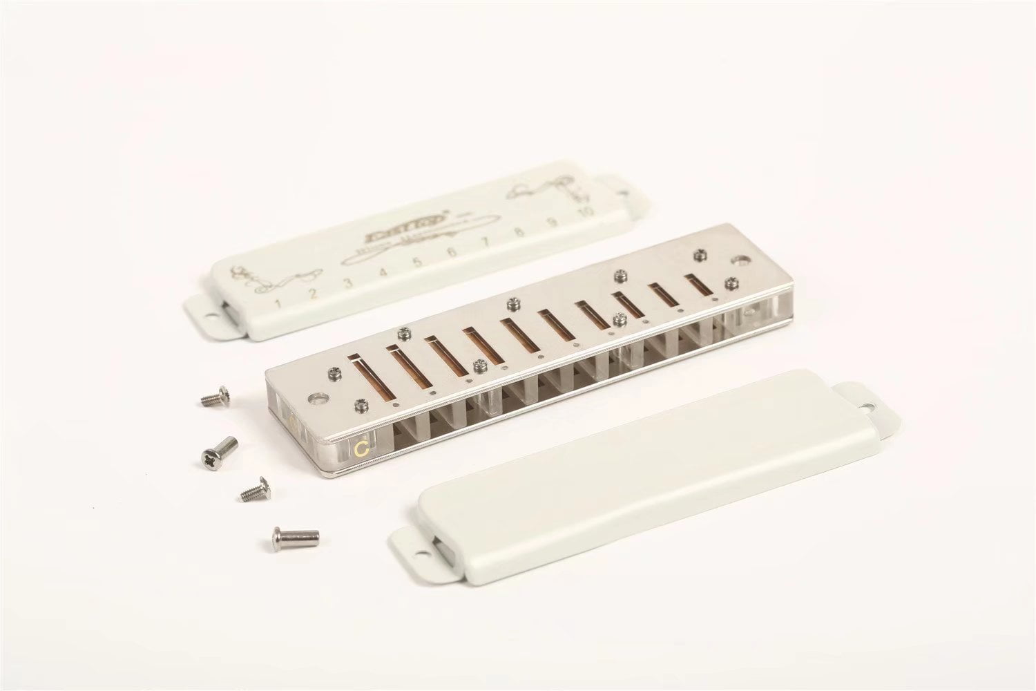 T008L harmonica