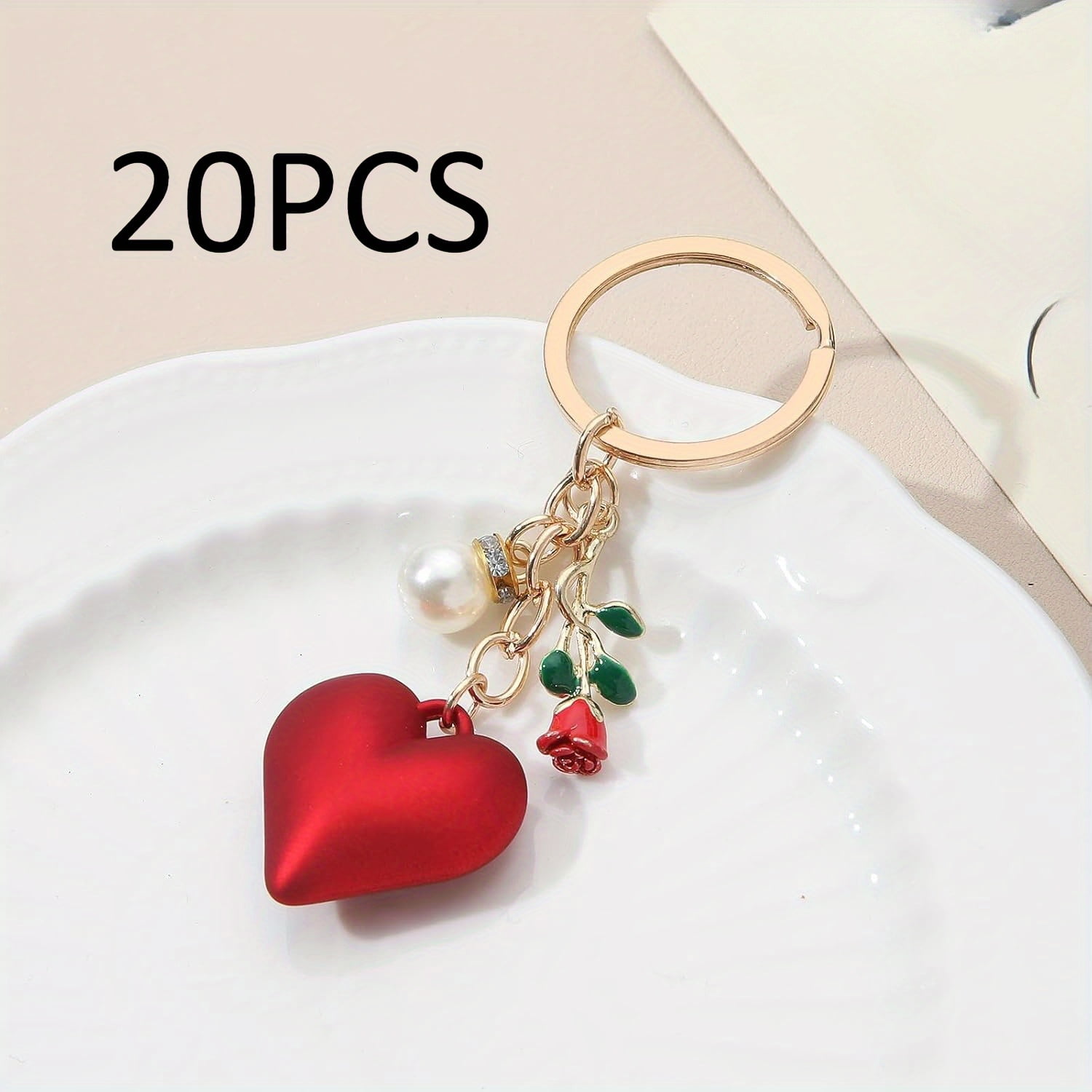 20 Pcs Red Heart and Rose Keychains Alloy Charm Key Rings Decorative Bag Accessories Romantic Gift Set for Couples Friends Event Favors Easter Gift Exchange