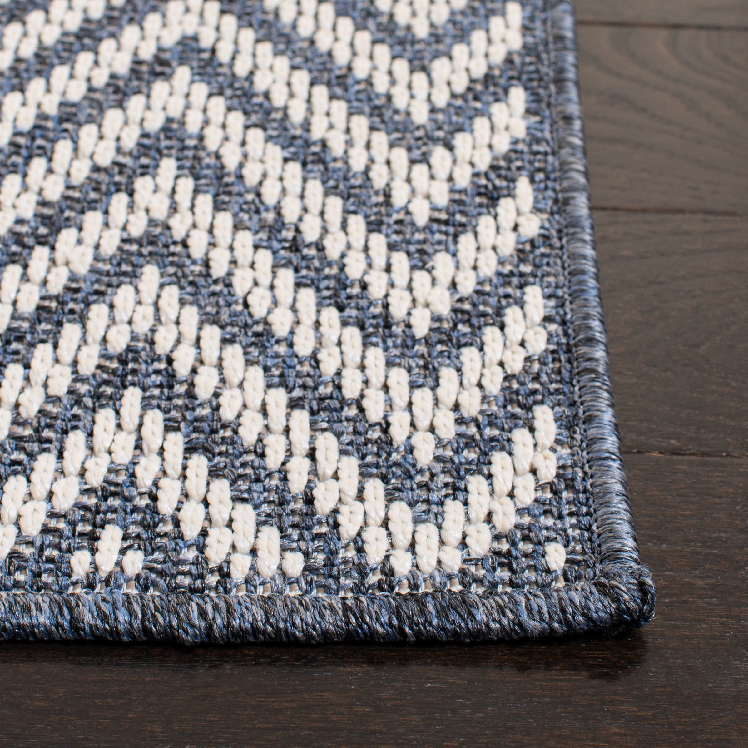 SAFAVIEH Machine Washable Rug Indoor/Outdoor Bermuda Collection - Bermuda Kandace Geometric Machine Washable Indoor/Outdoor Area Rug, Blue/Cream, 9' x 12'
