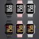 thumbnail image 3 of Reloj electrónico LED Apple para niños y niñas, deportivo, con forma de pareja, cuadrado pequeño, 3 of 5