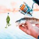 thumbnail image 2 of Señuelo de pesca de rana de superficie, cuerpo hueco de PVC, patas en forma de hélice, anzuelos dobles anti-algas para bagre y cabeza de serpiente, 2 of 4
