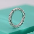 thumbnail image 2 of Anillo de moissanita en forma de fila para mujer, chapado en plata de ley S925, ligero, lujoso, redondo, de alta gama, fino y compacto, 2 of 5