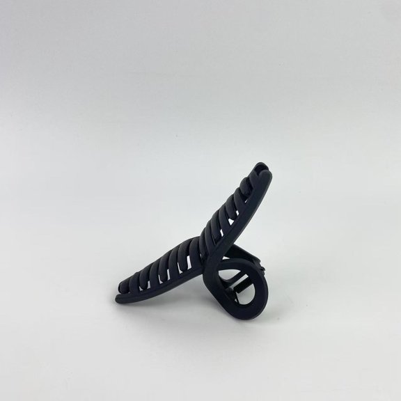Drenvac Hair clips, namely, claw clips, namely, claw clip Black