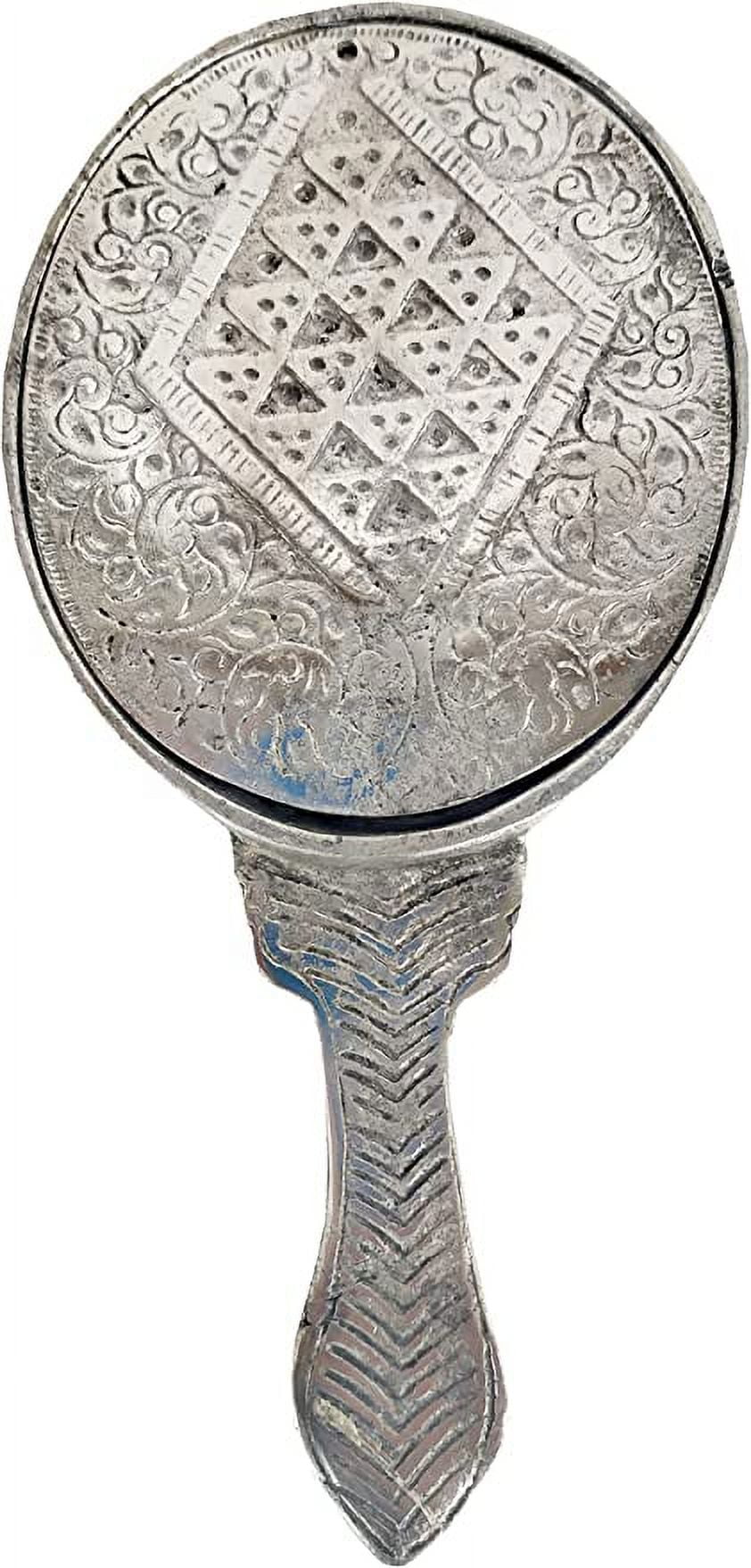 Amazon.com: Compact Purse Mirror,Antique Hand compact mirror, Vintage  Square Handheld Mirror,Fold Make-up Mirror Perfect Xmas/Mother's  day/Birthday/Weeding Gift for Girls and Women (Peacock) : Beauty & Personal  Care