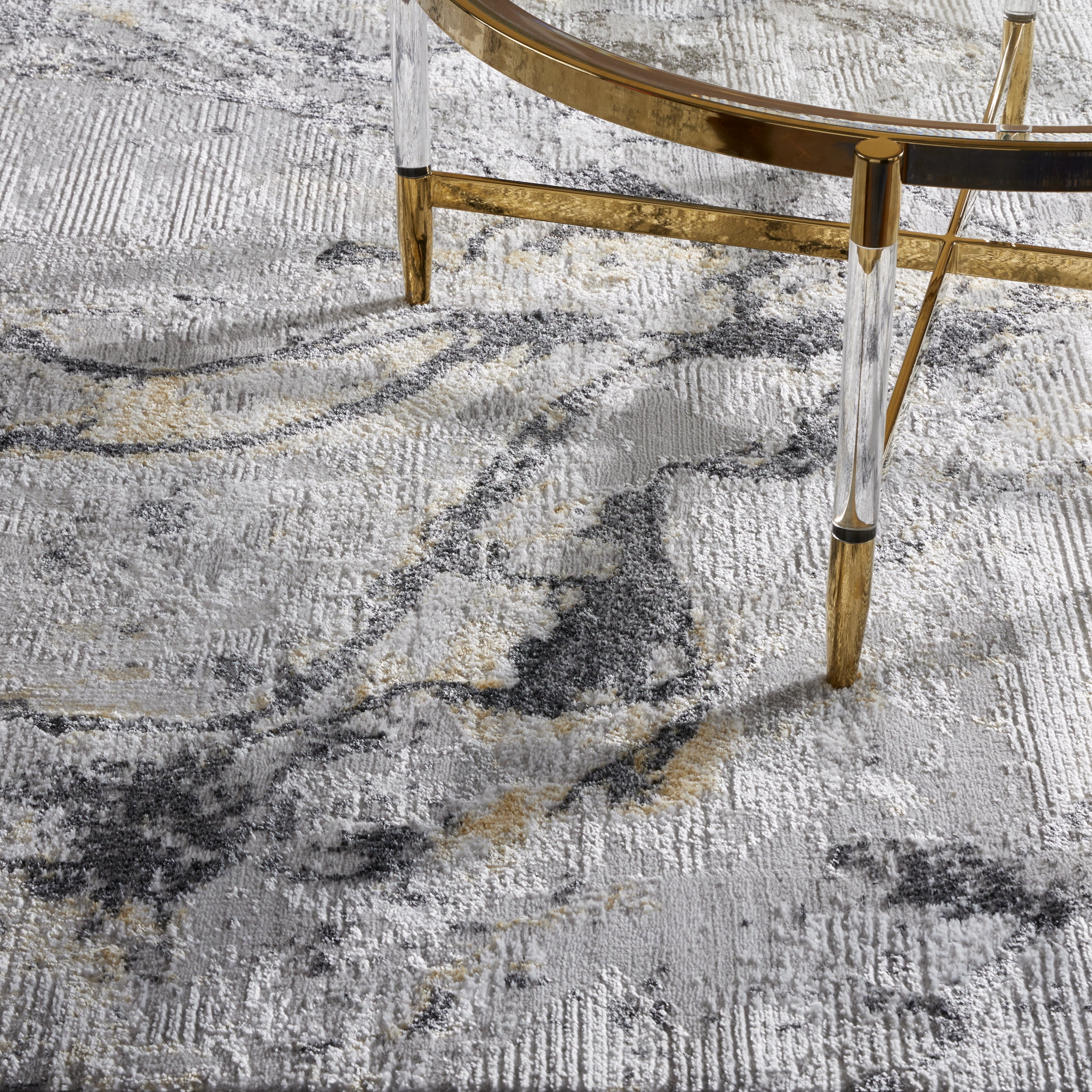 TOWN & COUNTRY LUXE Opaline Bold Marble Runner Area Rug with Glam Metallic Ribbed Texture Pile, Charcoal Grey, 1'9"x7'2"