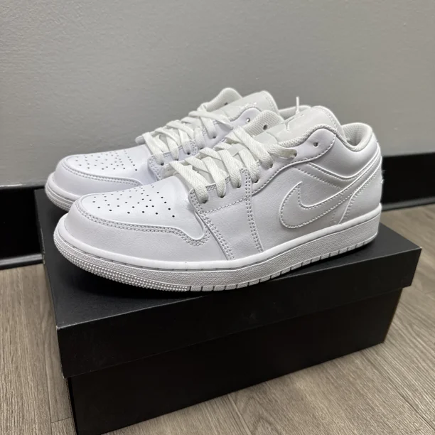 Ni - ke Ni - ke Air Jordan 1 Low 2022 AJ1 Triple White Men Casual Shoes Sneakers 553558-136