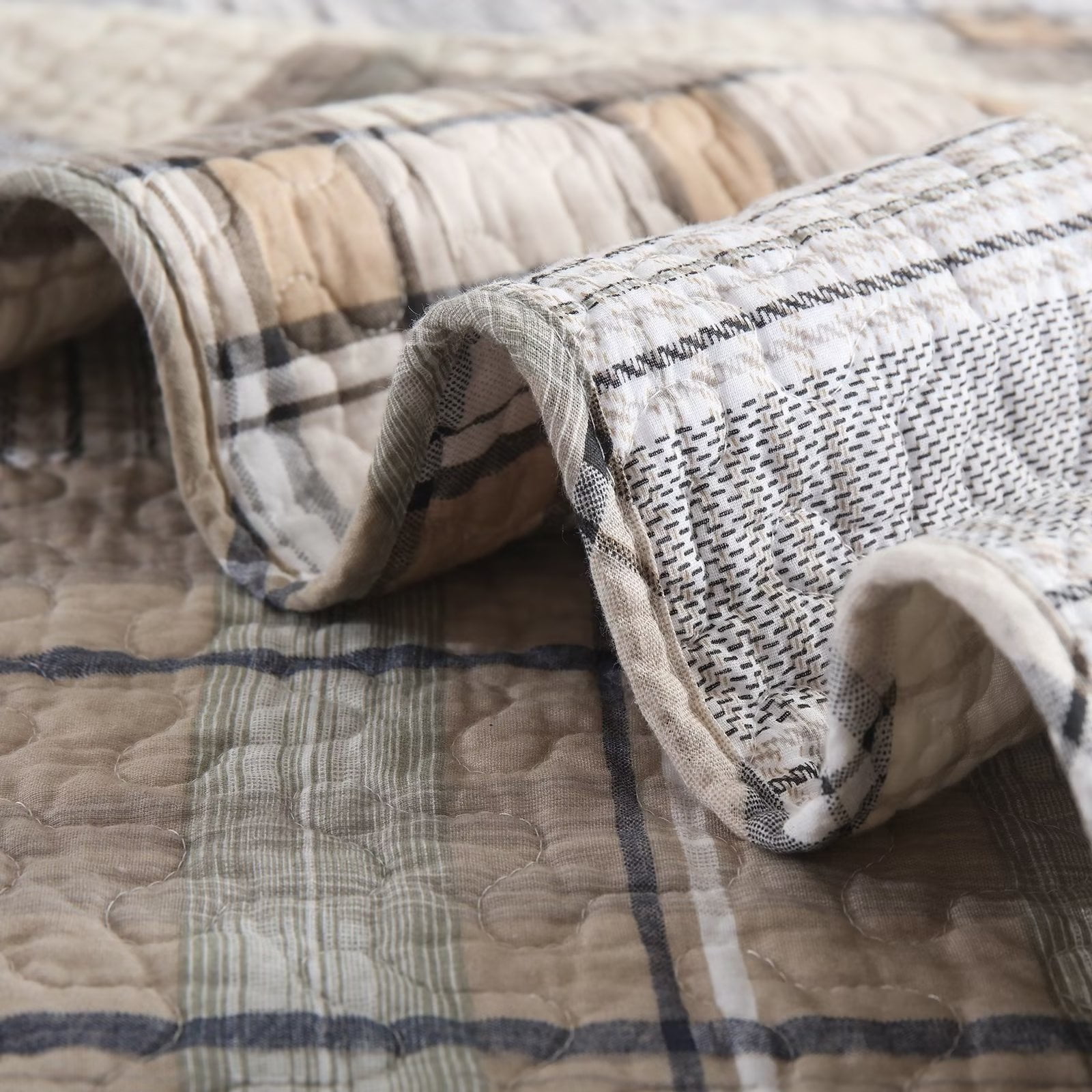 Bedduvit 100% Cotton King Size Quilt Set - Brown Farmhouse Patchwork Plaid Bedspread Cotton Quilt for King Beds in Tan, Lightweight Warm Spring/Summer Comforter Set for All Season, 3-Piece (98"x106")