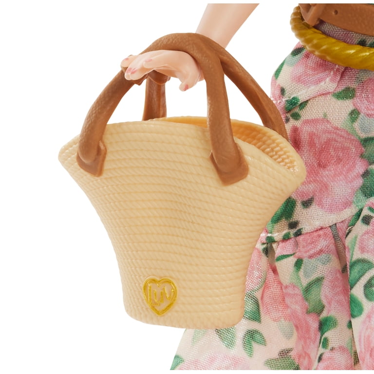 LUV Fashion & Accessory Pack Set - Autumn, One per Purchase, Ages
