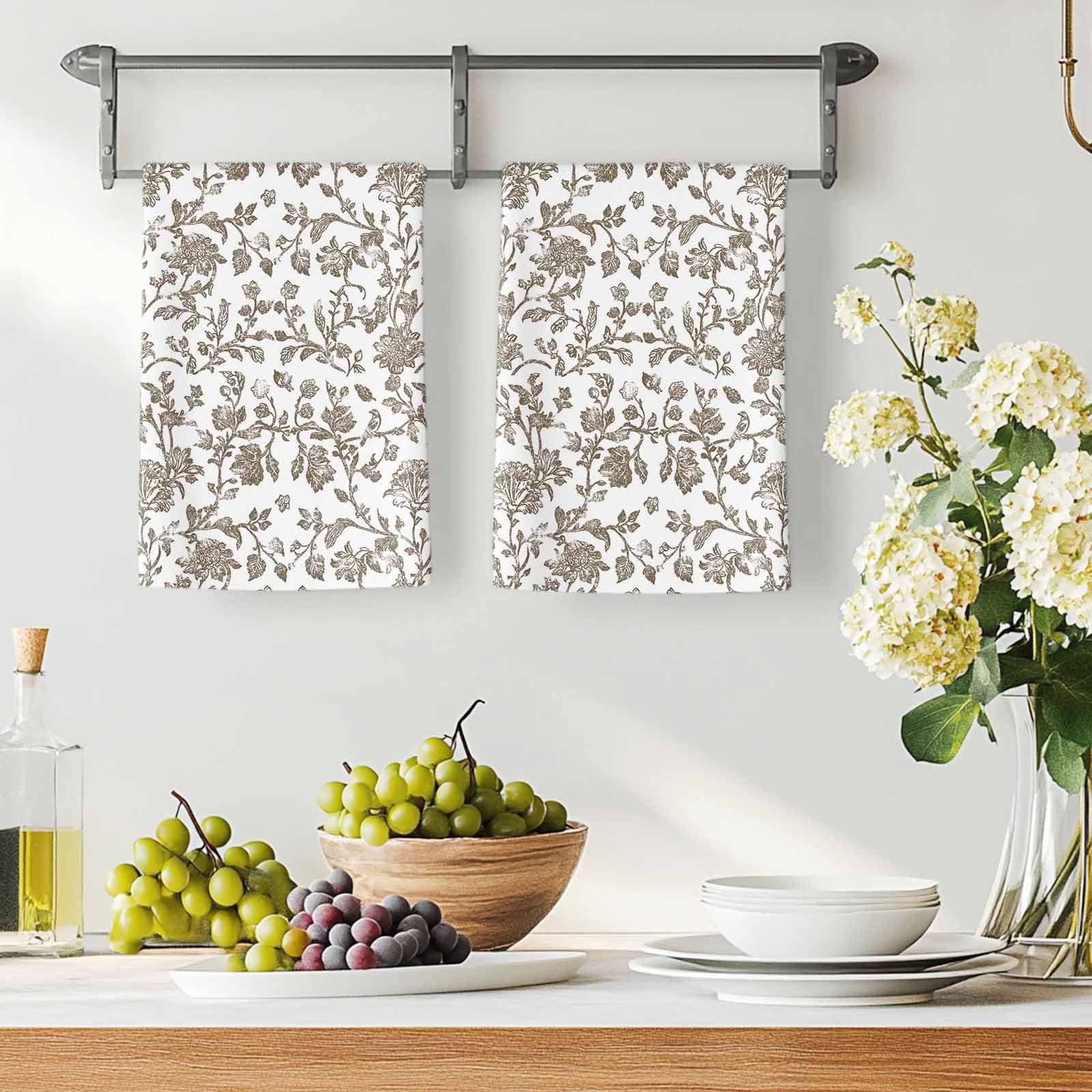 Brown Flower Microfiber Kitchen Towel, Vintage Farmhouse Boho Leaf Spring Plant Soft Absorbent Dish Towels, Quick Drying Washable Dishcloths for Kitchen Cleaning, Drying Dishes, 18x28 Inches