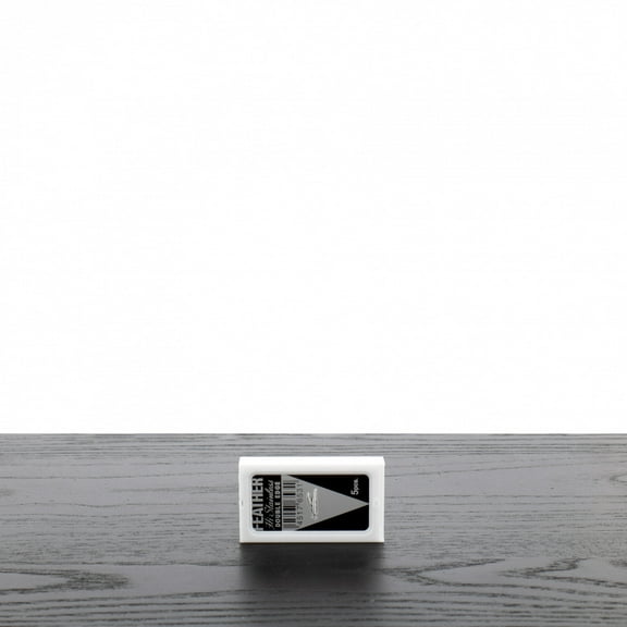 Feather Black Platinum Double Edge Razor Blades-100 Blade Pack