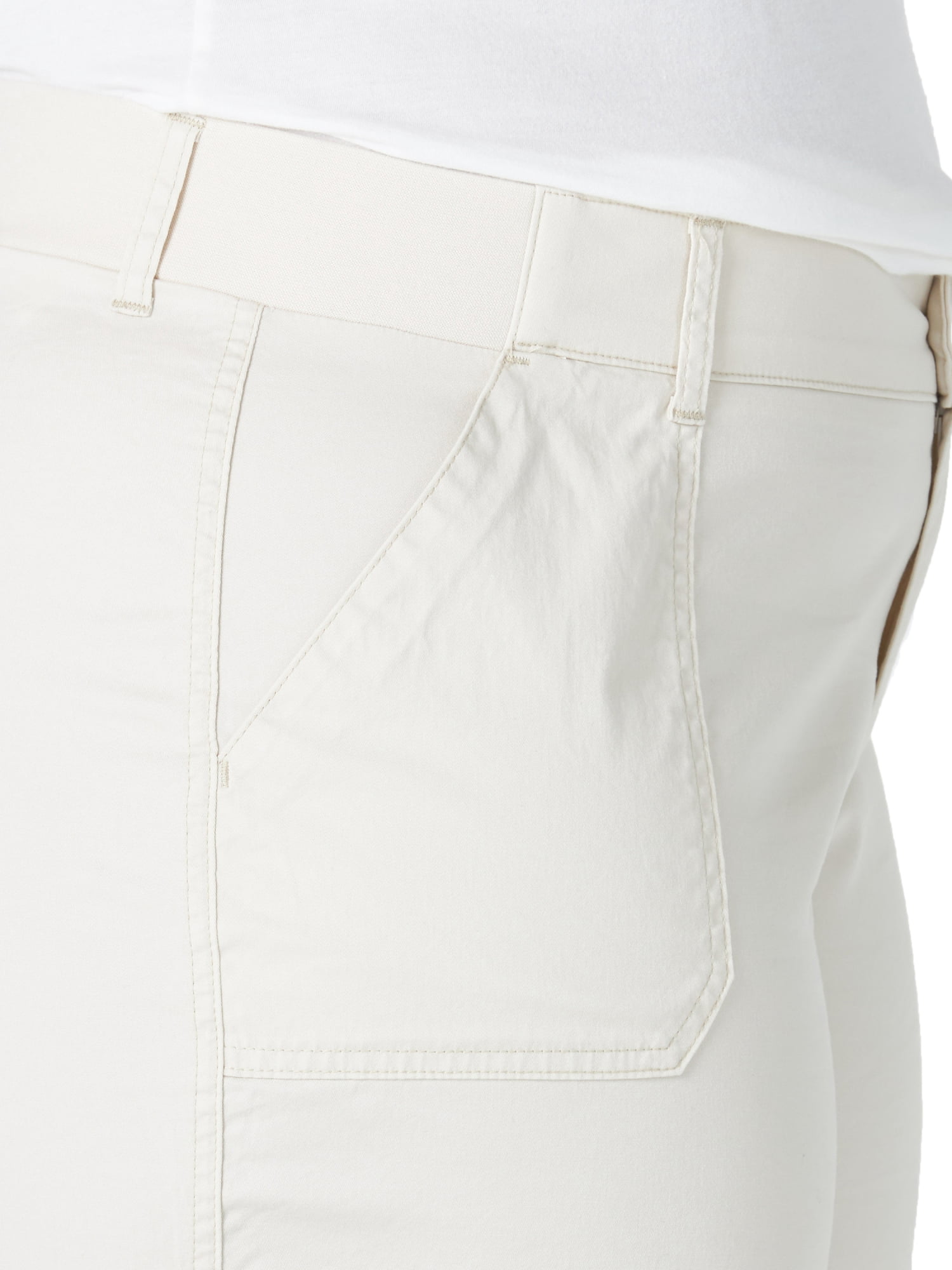 Lee Women's Plus Size Utility Short