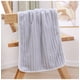 thumbnail image 1 of Nvzi 1 pieza de baño de vellón de coral multiusos Uso como baño Fitness, deportes, Maneja diversas situaciones sin esfuerzo.27.56x55.12 pulgadas (gris claro), 1 of 5