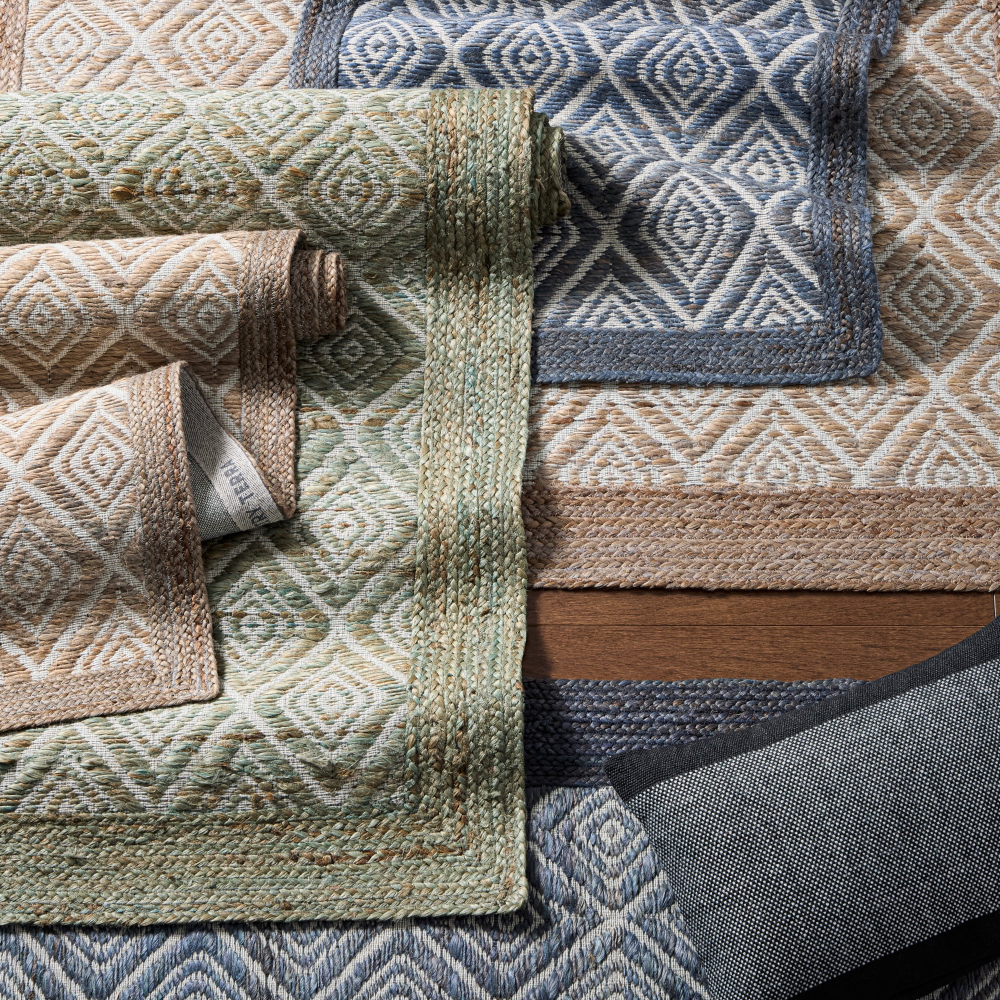 TOWN & COUNTRY TERRA Nalani Textured Diamond Hand-Knotted Flatwoven 100% Natural Jute Runner Area Rug, Olive Green, 2'5"x7"