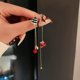 thumbnail image 2 of boucles D'oreilles Pendentif Pre Nol Mobile (rouge + Vert), Bijoux Inhabituels, Mode Nol, Cadeau Pour Petite Amie, Longue Chane Pompon Pour Femmes, 2 of 4