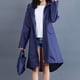 thumbnail image 4 of Inteprter Chubasquero impermeable y ligero para mujer, con capucha, para exteriores, senderismo, chaqueta larga, Poncho Paraguas de lluvia Azul profundo METRO Inteprter JJ13982-04, 4 of 4
