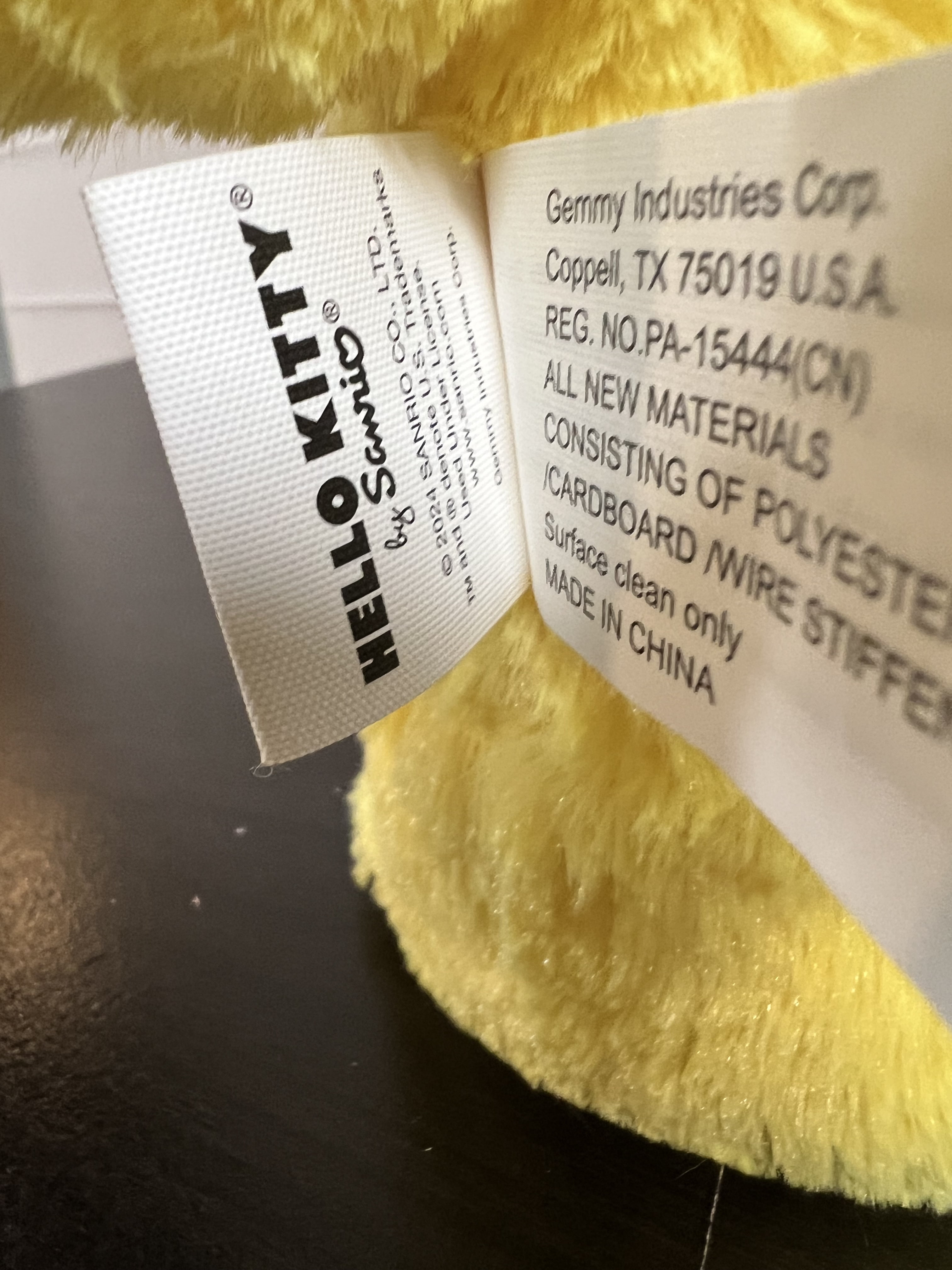 Hello Kitty Easter 2025 Yellow Easter Bunny Side stepper - Bunny Hop