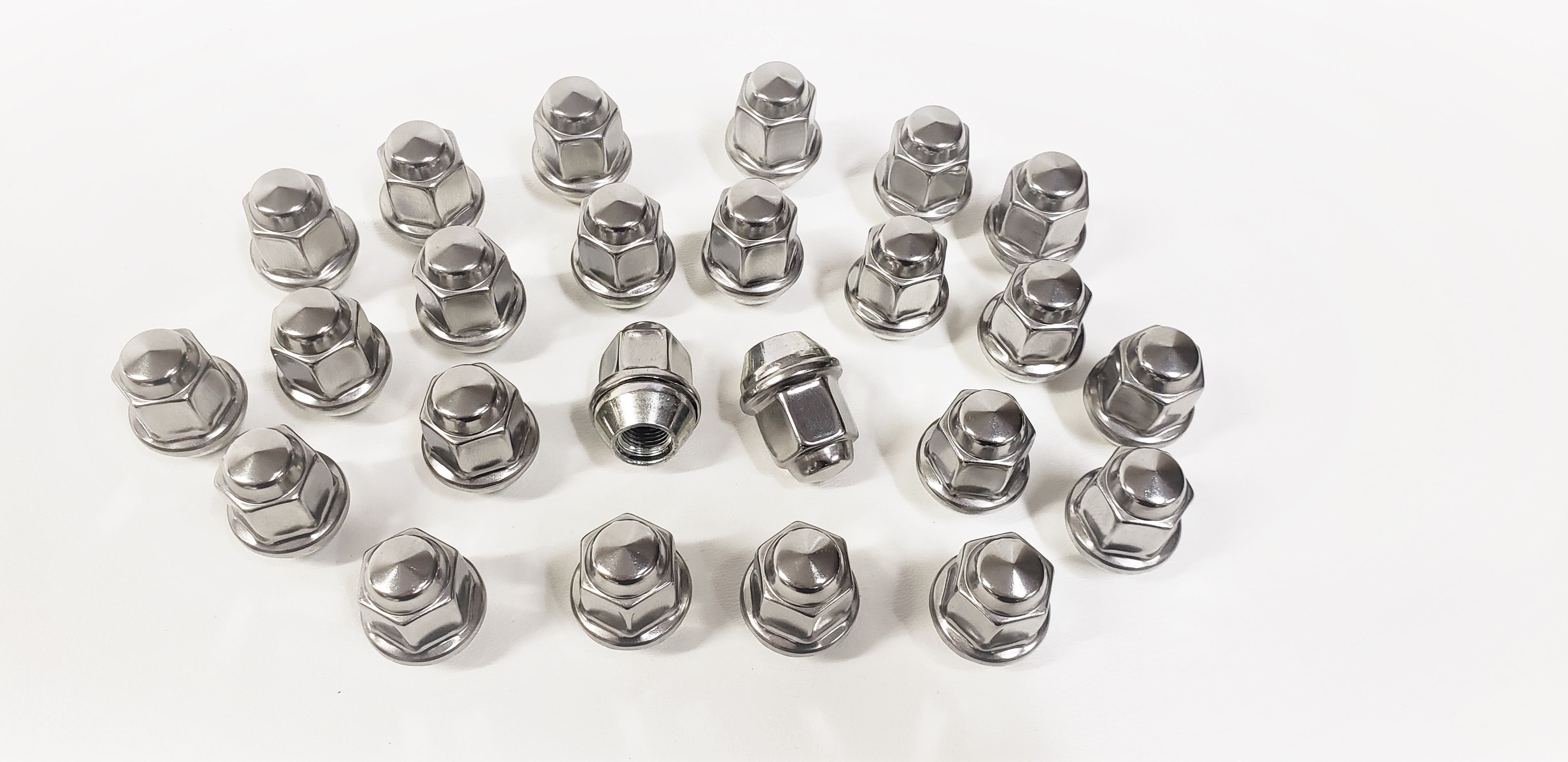 Made In USA 1/2 by 20  Chromed Capped Acorn lug nuts 1 1/2  SHIPS FREE 