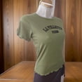 thumbnail image 2 of Camiseta de Manga Corta Color Verde Olivo con Estampado "la Villete Paris" Talla Extra Grande, 2 of 3