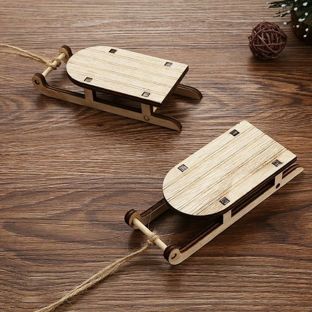 5Pcs Santa Sleigh Rustic Table Decor Wood Fine Workmanship Christmas Sleigh Figurine for Home
