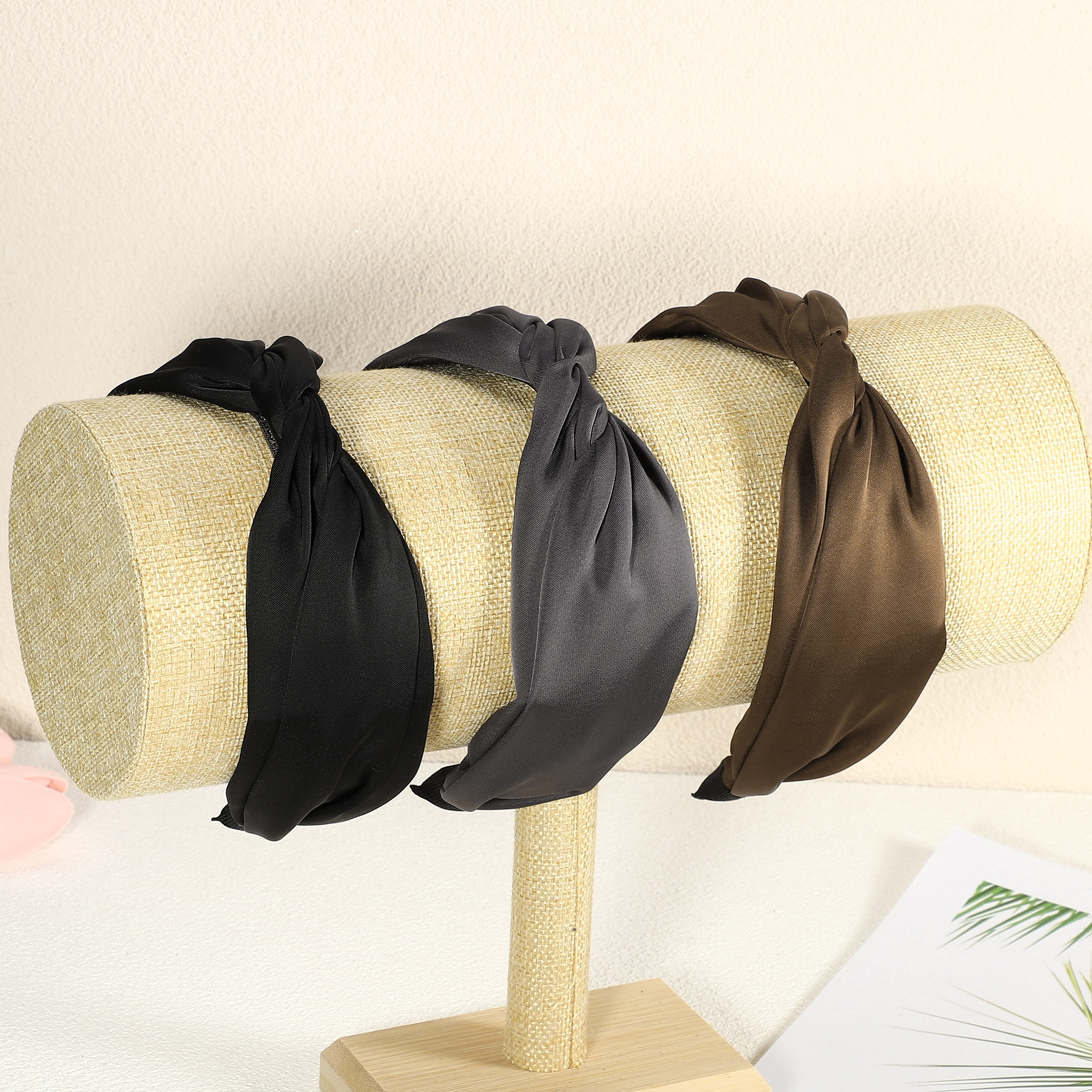Unique Bargains Satin Twist Headband Hairband for Women 1.2 Inch Wide Black