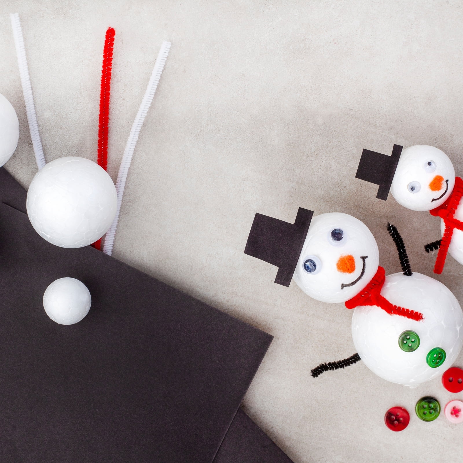 White Foam Balls Round 1.75 Inch Model Polystyrene Spheres Craft Balls for Art Craft Household Party Decoration 50Pcs
