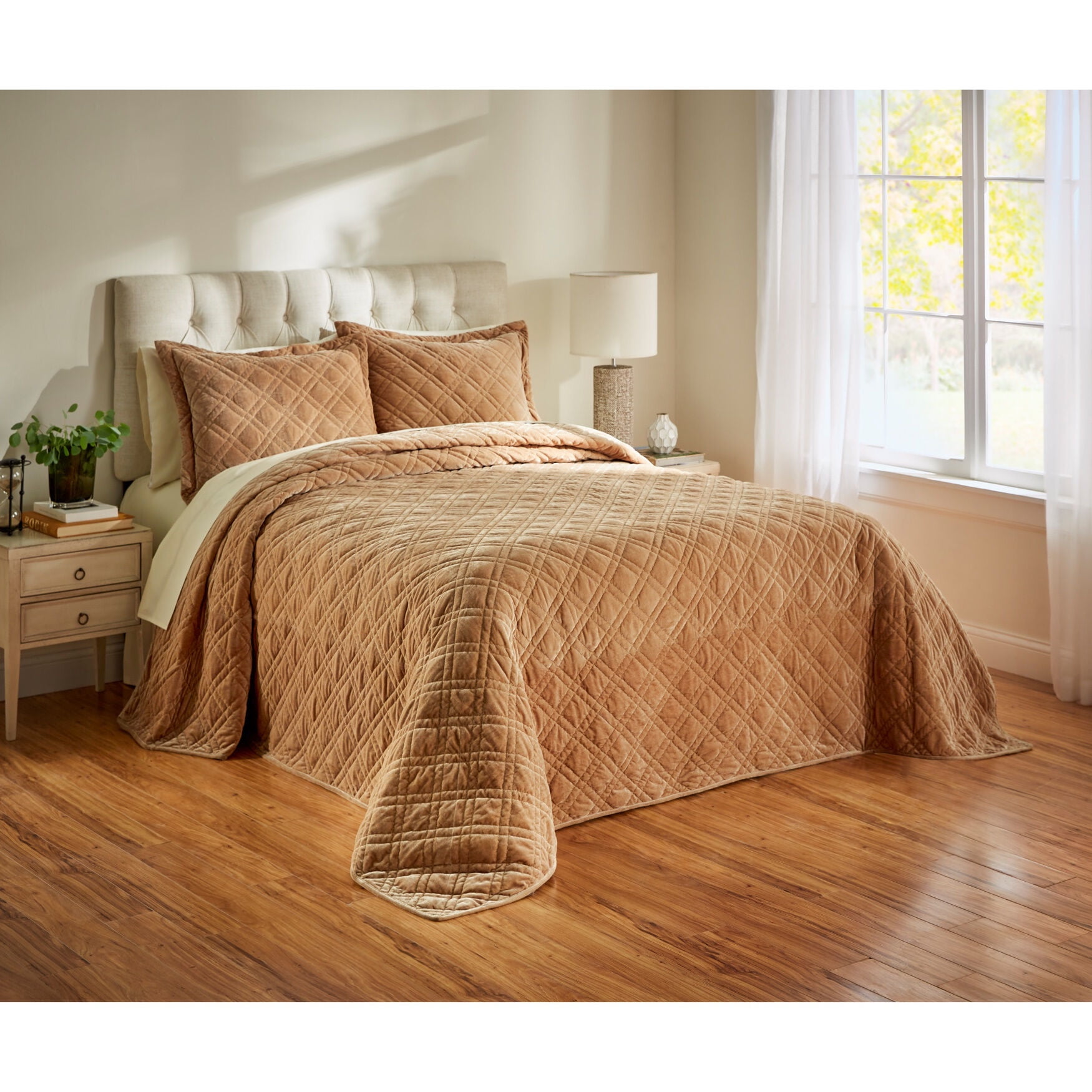 Brylanehome Velvet Diamond Quilted Bedspread Full, Almond