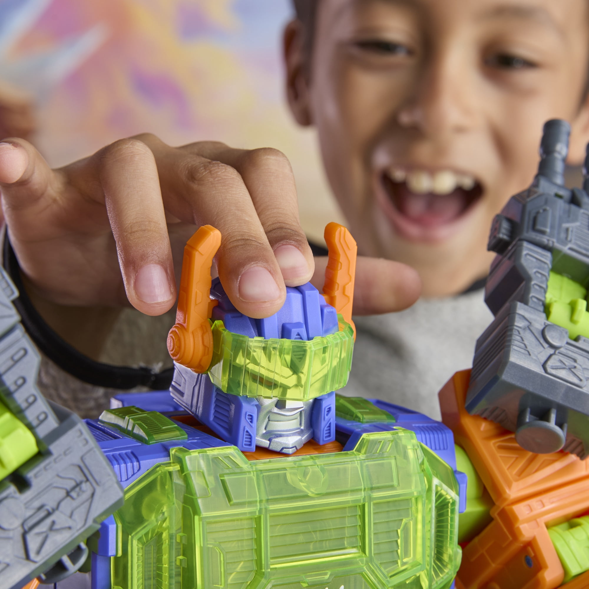 Transformers Toys CYBERWORLD Scorponok Strike Battle Converting Action Figure Playset for Kids 6 and up