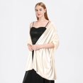 thumbnail image 2 of Bufanda de satén beige Li build chal mujer adecuada para vestido de noche elegante, 2 of 4