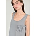 thumbnail image 4 of Blusa basica con bolsillo bordado Roman Fashion/Juvenil, 19222 (Gris) gris M, 4 of 5